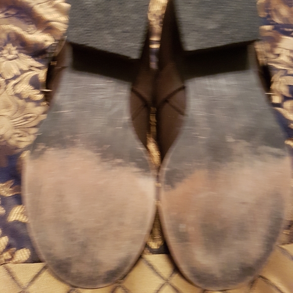 COPY - Sz 9 Brown Breckelle's Booties - Picture 5 of 5